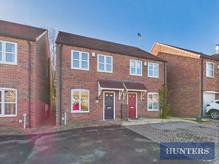 2 Bedroom Semi-Detached House For Sale In New Walk, Driffield, YO25