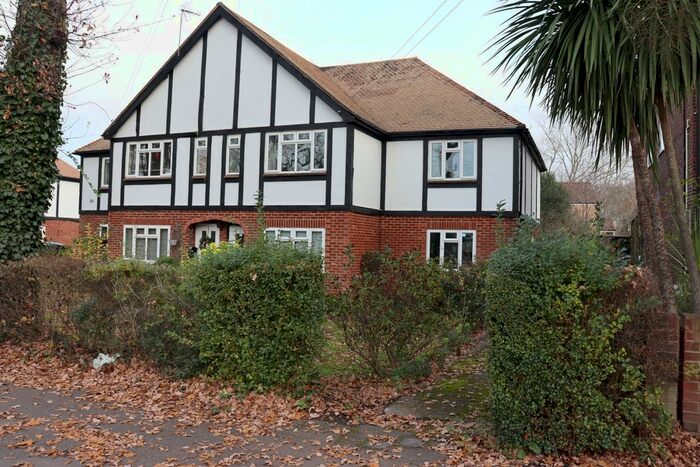 2 Bedroom Maisonette To Rent In Westfield Court, New Haw KT15