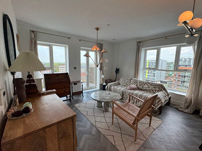 1 Bedroom Flat To Rent In Blyth Road, Hayes, UB3