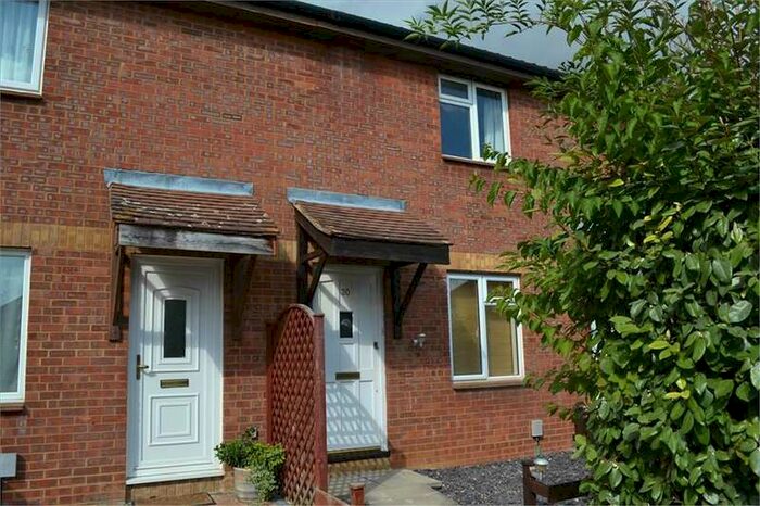 2 Bedroom Terraced House To Rent In Tennyson Avenue, Biggleswade, SG18