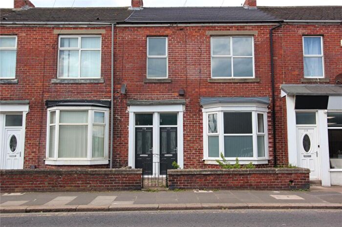 2 Bedroom Apartment To Rent In Wensleydale Terrace, Blyth, Northumberland, NE24