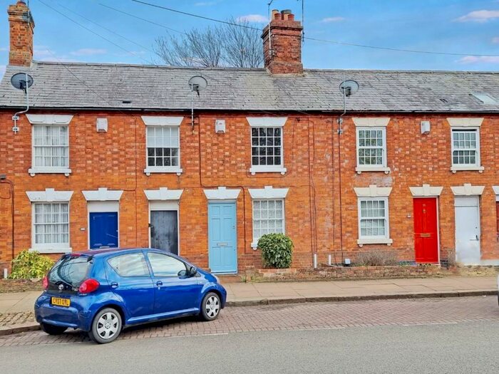 2 Bedroom Terraced House To Rent In Oxford Street, Daventry, NN11