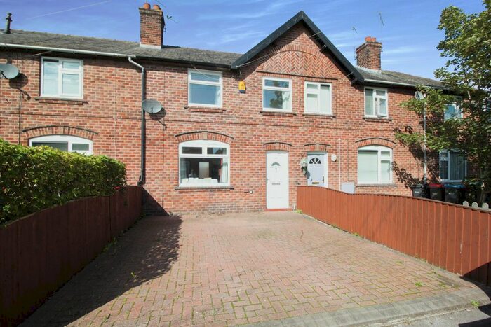 2 Bedroom Terraced House To Rent In Appleyards Lane, Handbridge, Chester, CH4