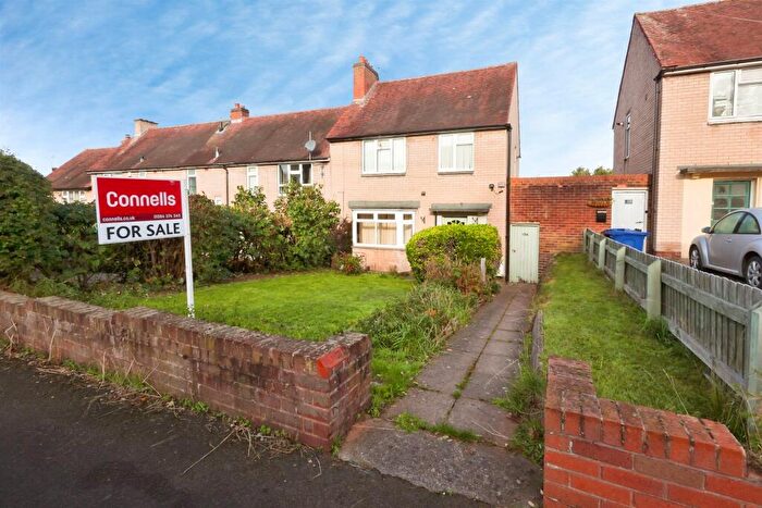 1 Bedroom Flat For Sale In Hazel Road, Kingswinford, DY6
