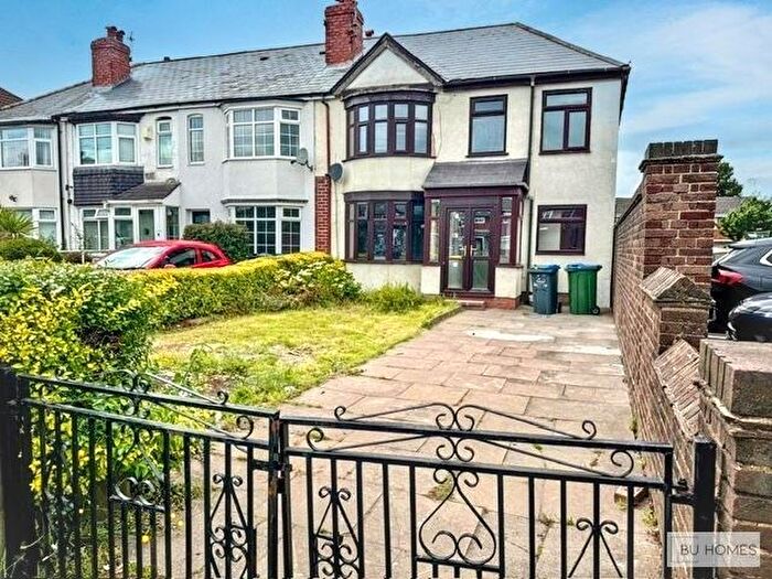 4 Bedroom Semi-Detached House To Rent In All Saints Way, West Bromwich, B71