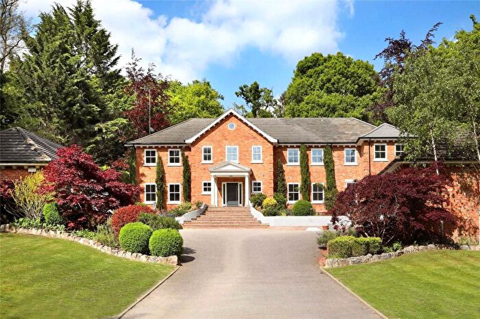 6 Bedroom Detached House For Sale In Long Bottom Lane, Seer Green, Beaconsfield, Buckinghamshire, HP9