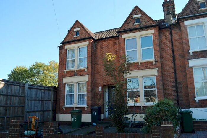 2 Bedroom House To Rent In Adamsrill Road Sydenham, SE26