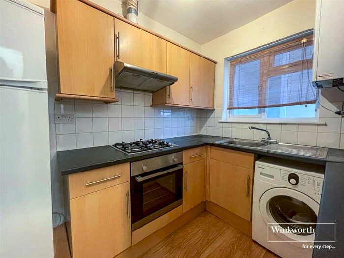 2 Bedroom Apartment To Rent In Kingsbury Road, Kingsbury, London, NW9