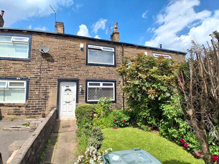 2 Bedroom Terraced House For Sale In Kenmore Drive, Wibsey, Bradford, BD6