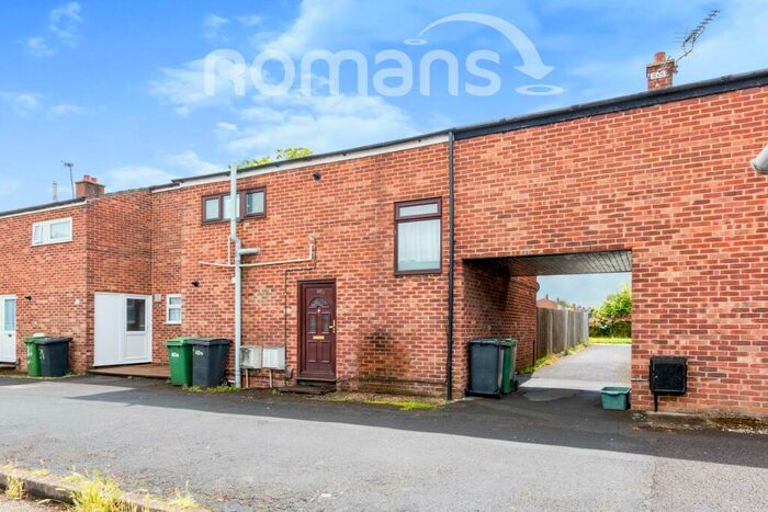 1 Bedroom Maisonette To Rent In Branton Close, RG22