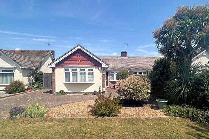 2 Bedroom Bungalow For Sale In Vectis Road, Alverstoke, PO12
