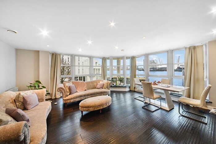 2 Bedroom Apartment To Rent In Manchester Road London, E14