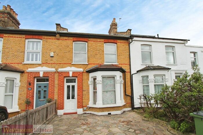 3 Bedroom Terraced House To Rent In Grangehill Road, Eltham, SE9