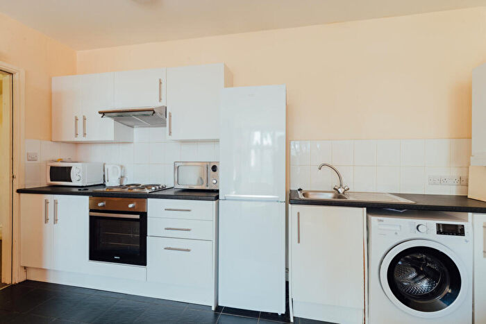 3 Bedroom House To Rent In The Avenue, Lincoln, LN1