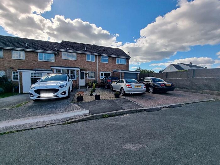 3 Bedroom Terraced House For Sale In Cae Perllan, Brackla, CF31