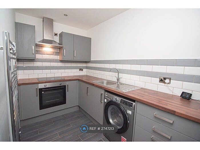 1 Bedroom Flat To Rent In Copley Road, Doncaster, DN1