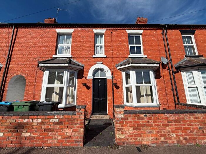 3 Bedroom Terraced House For Sale In Wolverton Road, Newport Pagnell, MK16