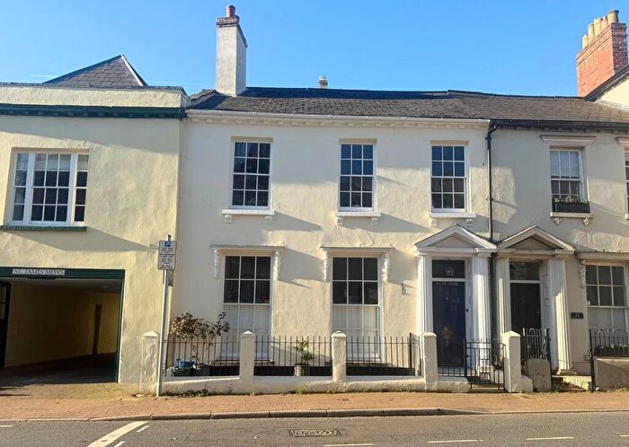 4 Bedroom Town House For Sale In Whitecross Street, Monmouth, NP25
