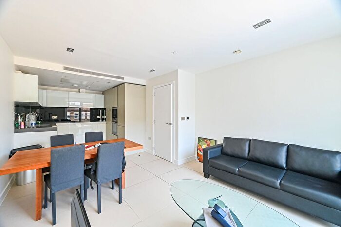 1 Bedroom Flat For Sale In Old Street, London, EC1Y