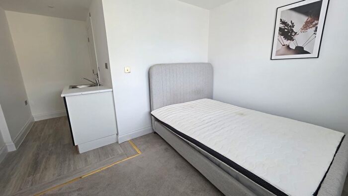 Studio To Rent In Tithe Lodge, Estcourt Road, Watford, Hertfordshire, WD17