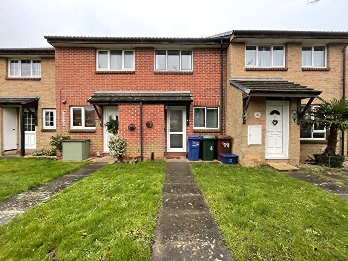 2 Bedroom Terraced House To Rent In Kidlington, Oxfordshire, OX5