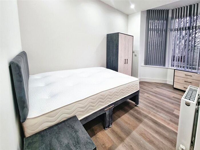 1 Bedroom Detached House To Rent In Spring Gardens Lane, Keighley, West Yorkshire, BD20