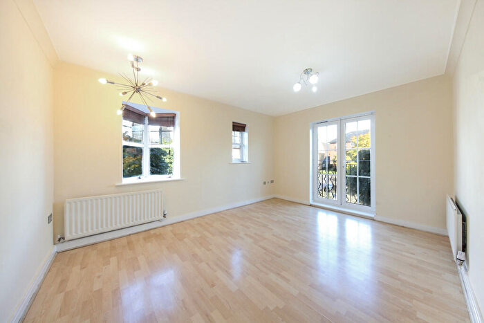 2 Bedroom Apartment To Rent In Seaton Square, London, NW7