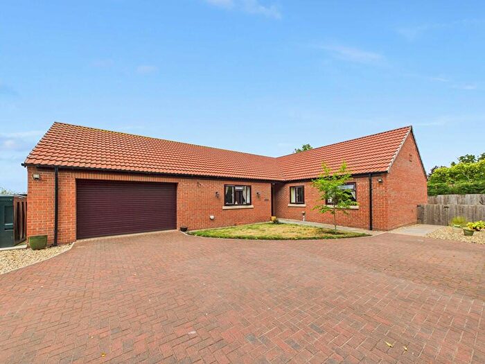 4 Bedroom Detached Bungalow For Sale In High Thorpe, Southrey, LN3