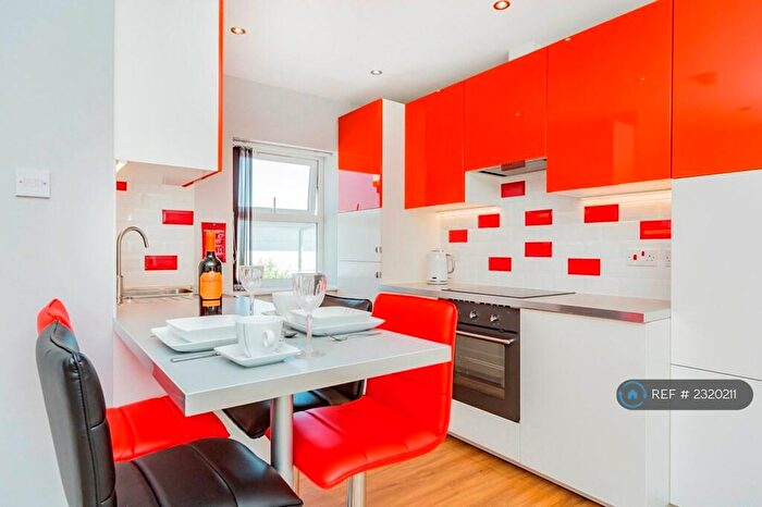 2 Bedroom Flat To Rent In Aaron Hill Road, London, E6