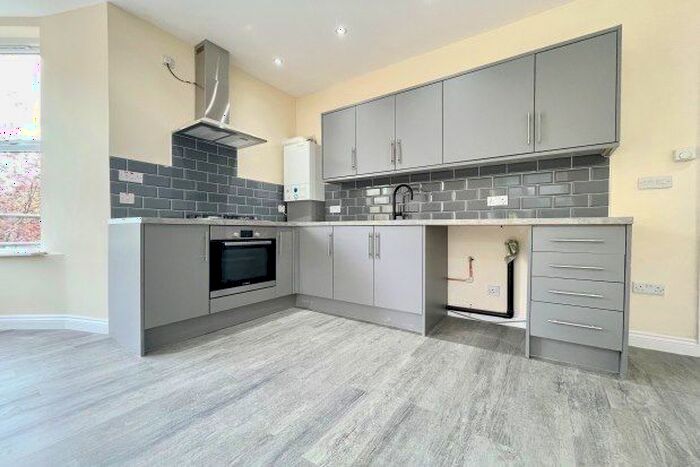 2 Bedroom Flat To Rent In Clarkegrove Road, Sheffield, S10