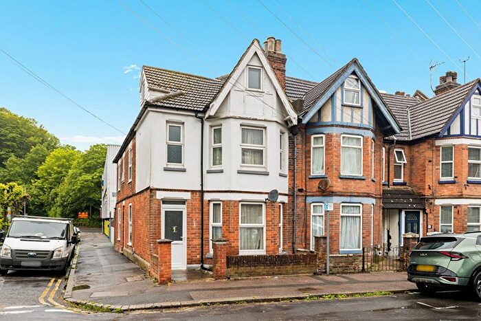 3 Bedroom Terraced House For Sale In Bradstone Avenue, Folkestone, Folkestone, CT19
