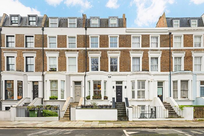 5 Bedroom Town House For Sale In Moore Park Road, London, SW6