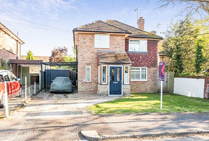3 Bedroom Detached House For Sale In Clarence Walk, Redhill, Surrey, RH1