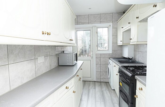 3 Bedroom Semi-Detached House To Rent In Lowshoe Lane, Romford, RM5