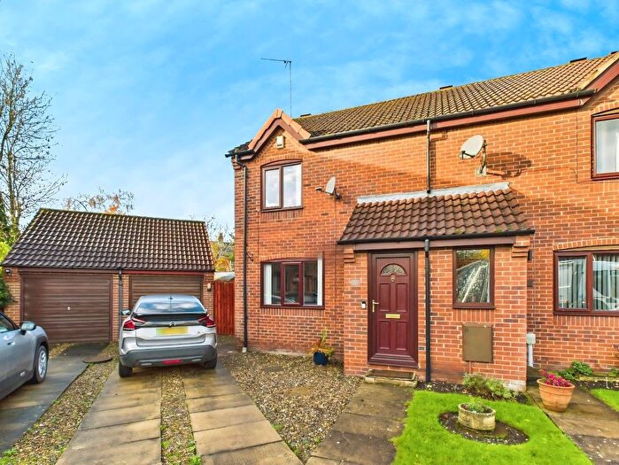 3 Bedroom Semi-Detached House For Sale In Victoria's Way, Cottingham, HU16