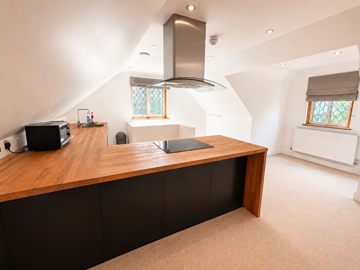 1 Bedroom Flat To Rent In Croydon Road, Bromley, BR2