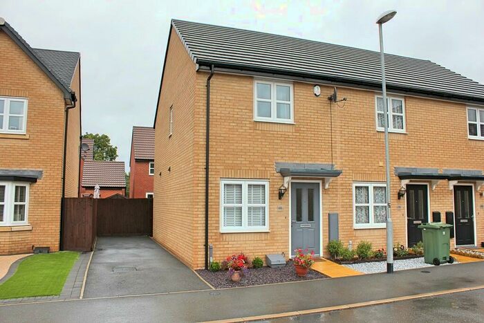 2 Bedroom End Of Terrace House To Rent In Meteor Way, Whetstone, Leicester, LE8