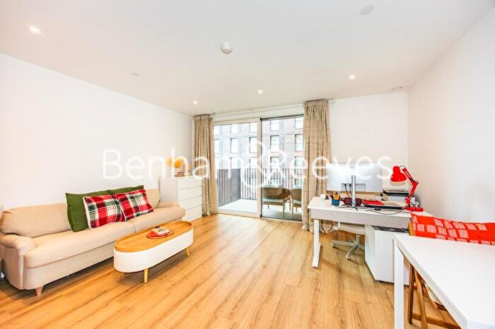 1 Bedroom Apartment To Rent In Quay Walk, Wembley, HA0