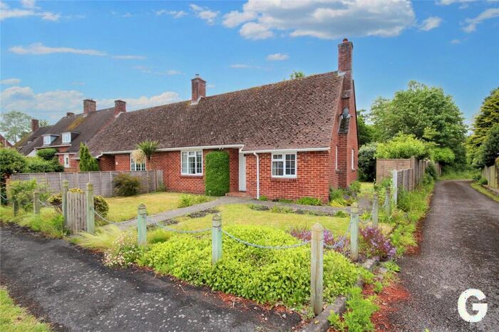 2 Bedroom Bungalow For Sale In Christchurch Road, Ringwood, Hampshire, BH24