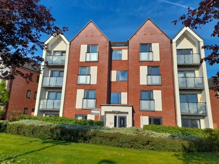 2 Bedroom Flat To Rent In Fairfields, Milton Keynes, MK5