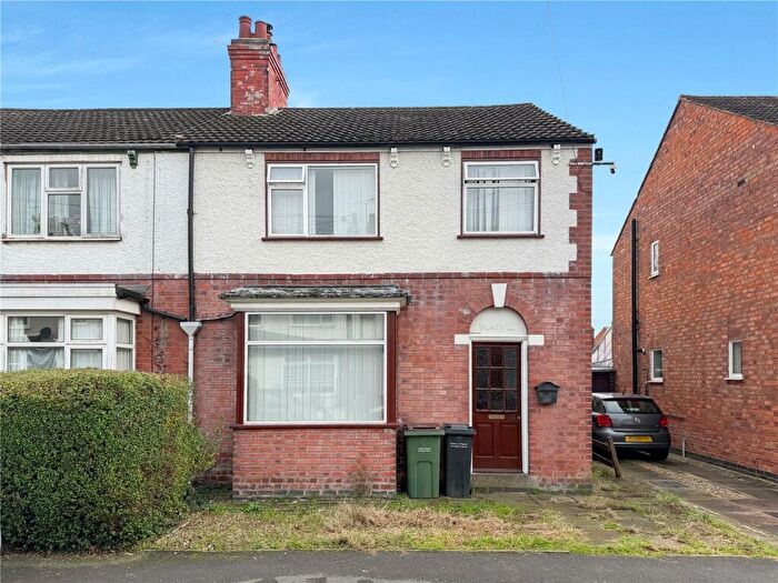 3 Bedroom Semi Detached House For Sale In Brighton Avenue, Wigston, Leicestershire, LE18