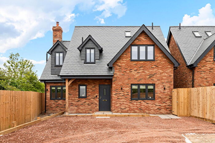 4 Bedroom Detached House For Sale In Olive Tree Farm, Bowerland Lane., RH7