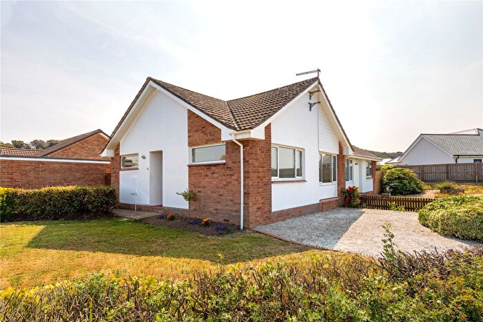 2 Bedroom Bungalow For Sale In The Links, Northam, Bideford, EX39