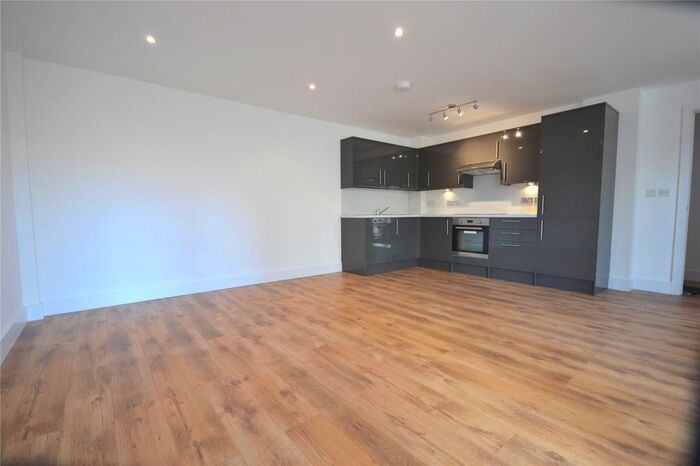 2 Bedroom Flat To Rent In Easter House, Drummond Road, London, SE16