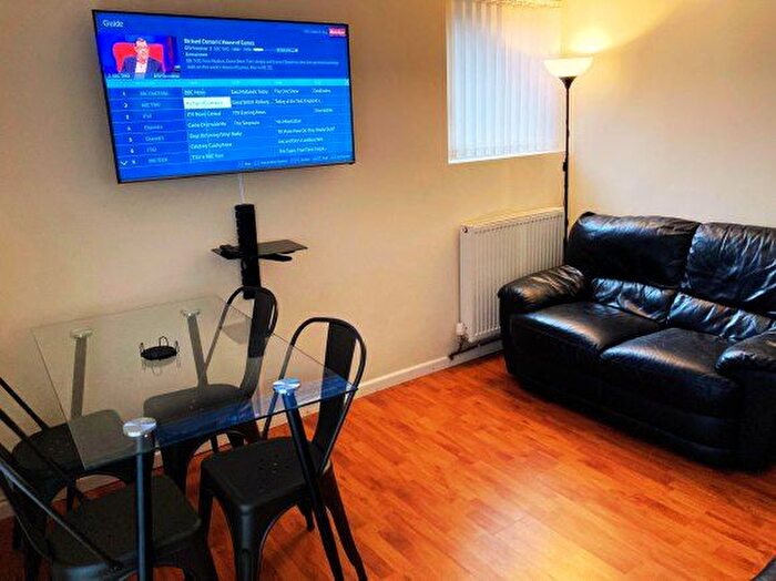 3 Bedroom Semi-Detached House To Rent In Wordsworth Road, Loughborough, Leicestershire, LE11