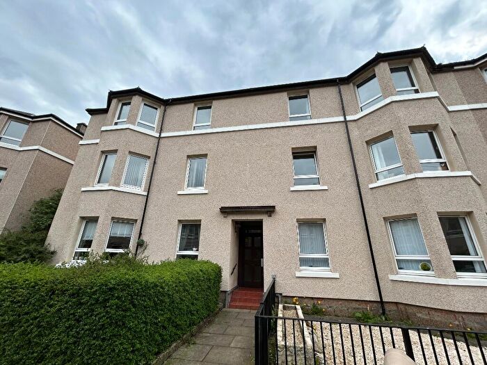 2 Bedroom Flat To Rent In Salen Street, Craigton, Glasgow, G52