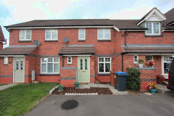 2 Bedroom Town House To Rent In Whitworth Avenue, Hinckley, LE10