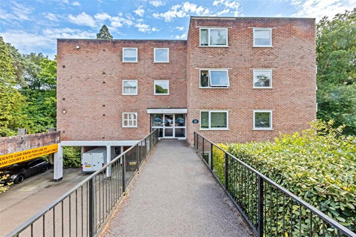 2 Bedroom Property For Sale In Cardwell Crescent, Ascot, SL5
