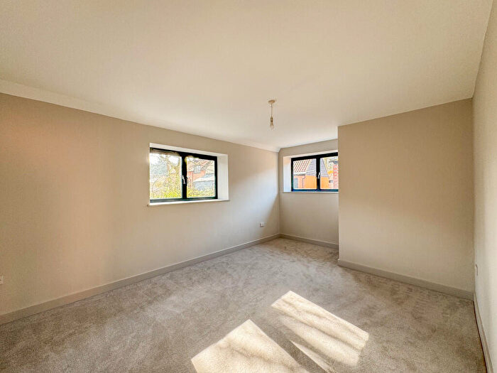 2 Bedroom Barn Conversion For Sale In Church Lane, Beaumont, CO16