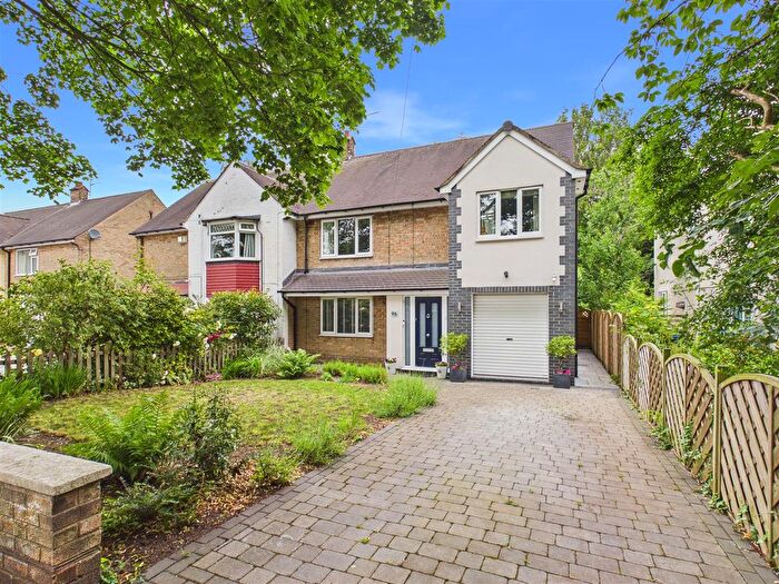3 Bedroom Semi Detached House For Sale In Wolfreton Lane, Willerby, HU10